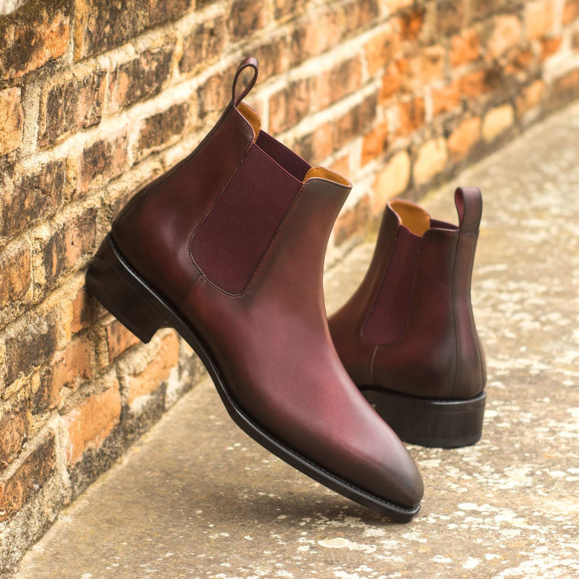 Exploring the World of Men’s Leather and Chelsea Boots - NOIRTIDE