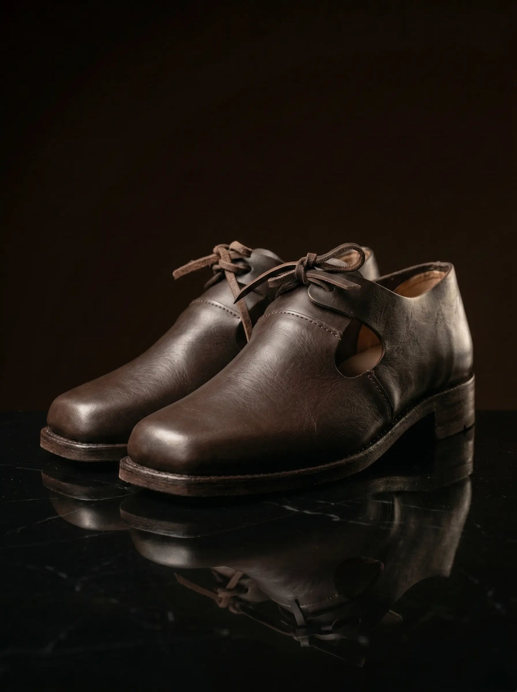 Dark brown genuine leather open latchet shoes — bespoke Tudor and Stuart era footwear by Noirtide