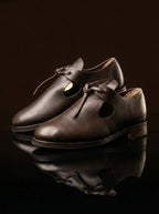 Dark brown genuine leather open latchet shoes — bespoke Tudor and Stuart era footwear by Noirtide