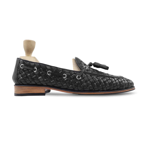 Noirtide Bespoke Black Woven Tessel Loafers For Men