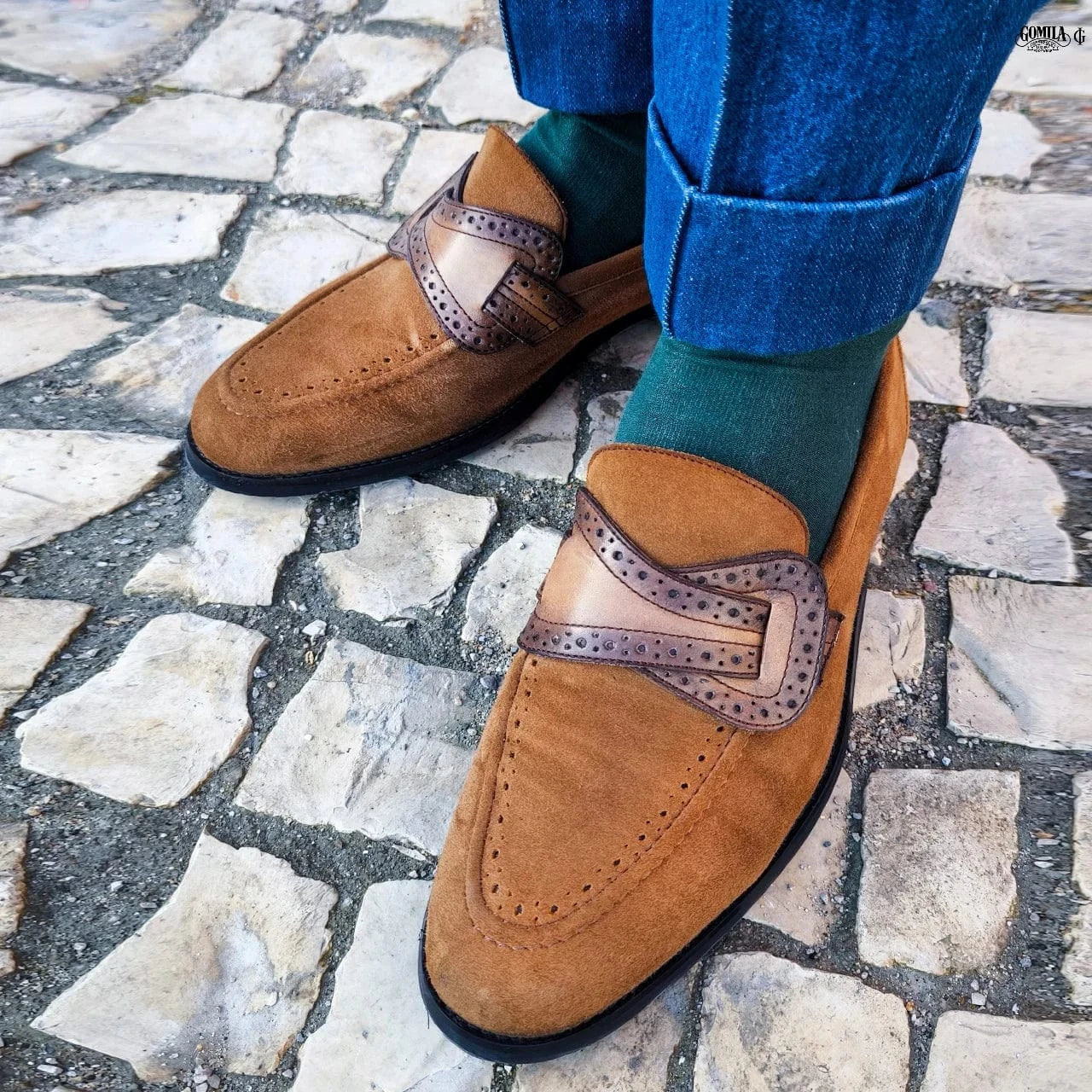 Noirtide Bespoke Camel Suede Loafers For Men