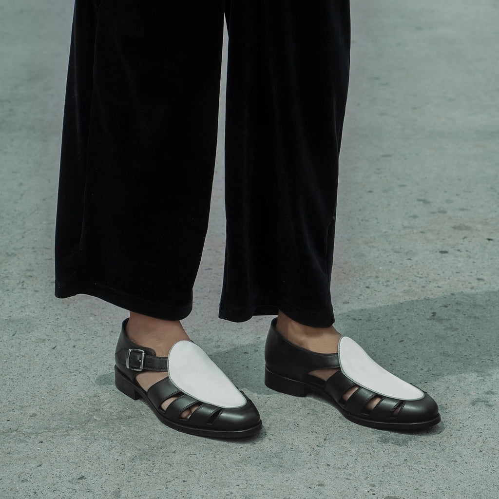 Noirtide Black and White Calf Leather Men Sandal