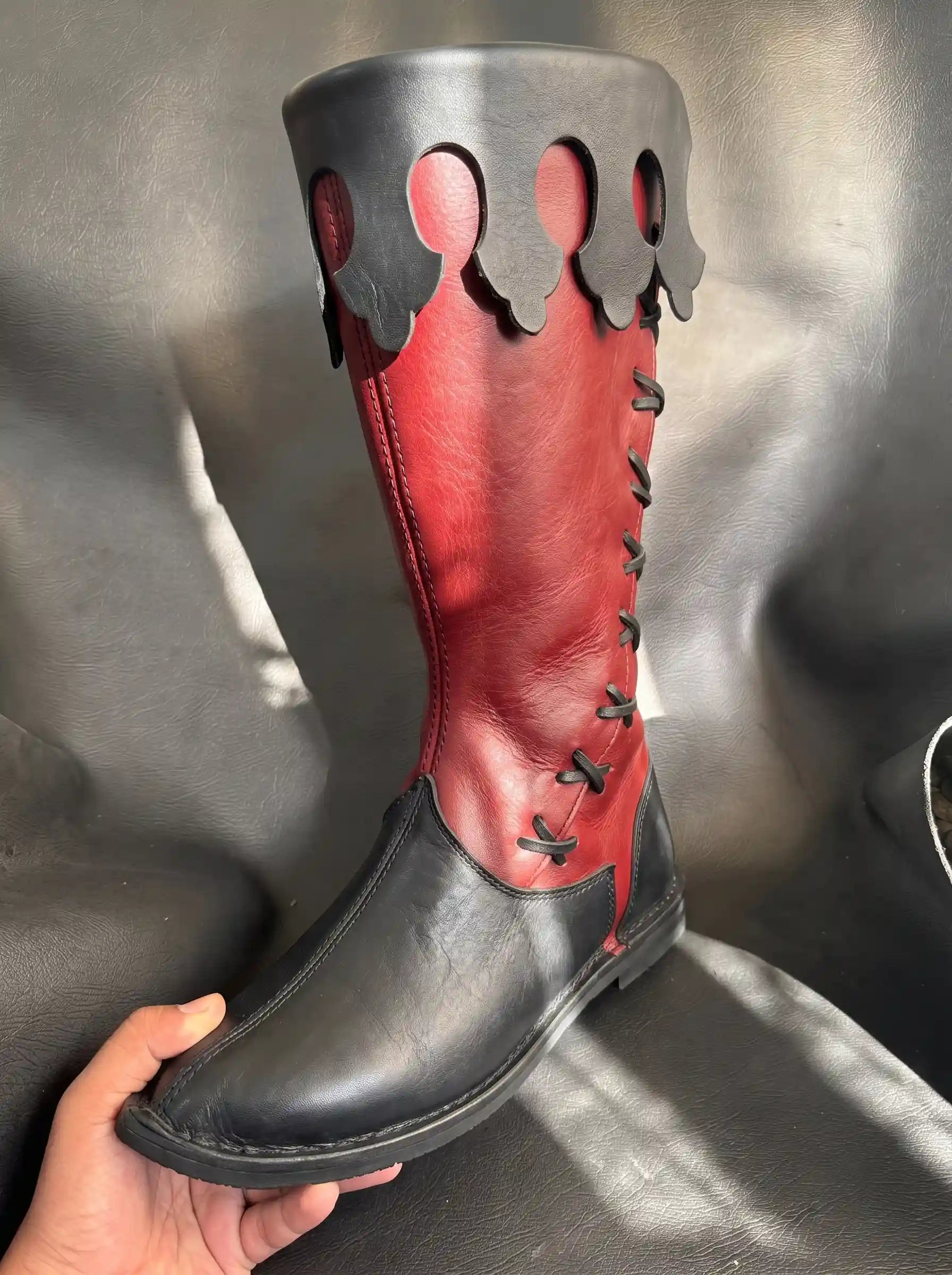 Black and red leather lace-up Viking medieval knee-high boots — NOIRTIDE