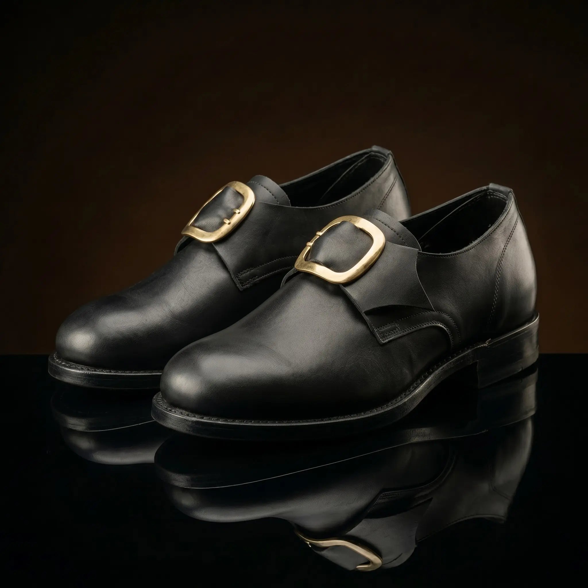 Pair of colonial Puritan shoes with round toe by NOIRTIDE