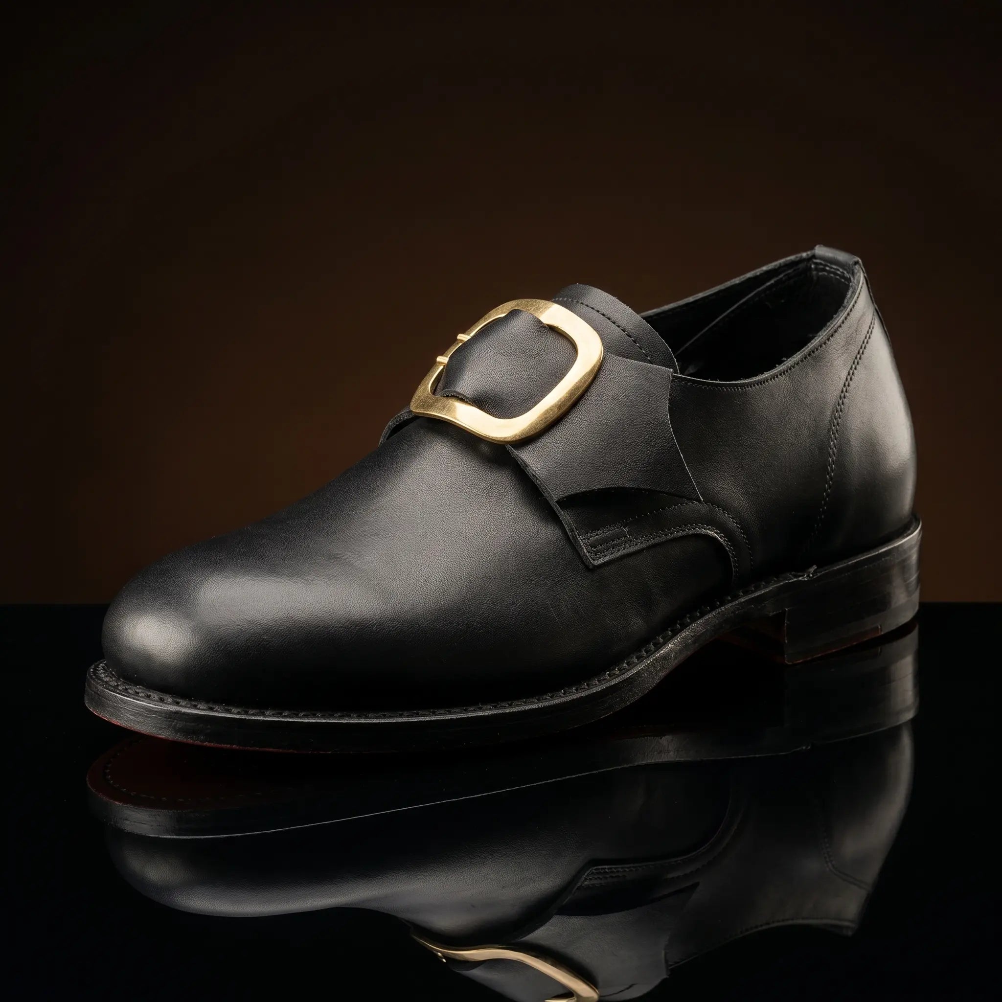 Colonial Puritan shoes with round toe — handmade 17th-century leather by NOIRTIDE