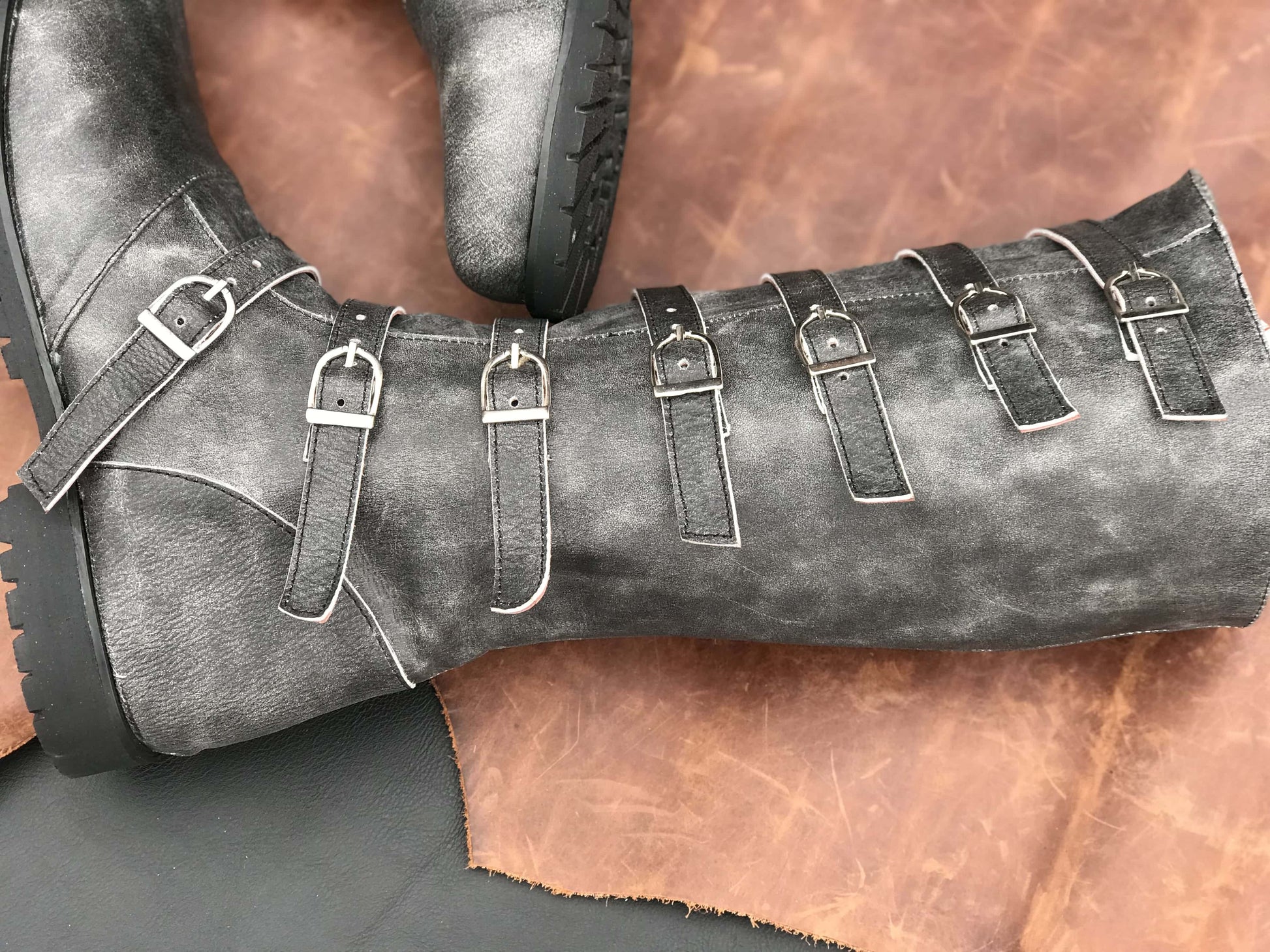 noirtide Custom-Made Multi-Buckle Knee High Renaissance Boots