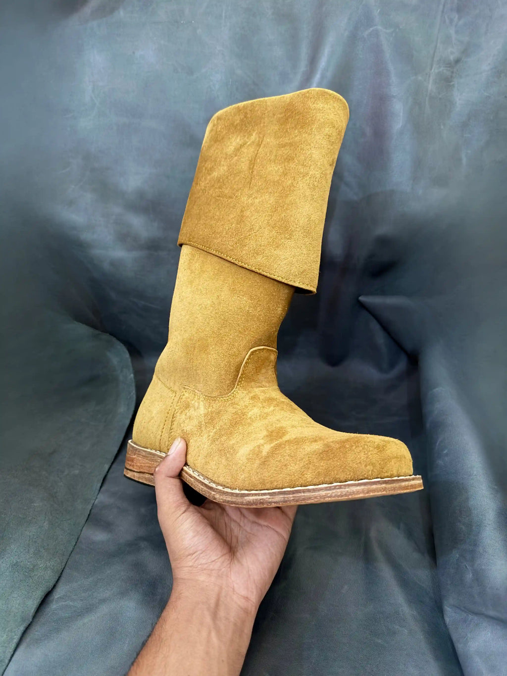 Captain Jack Sparrow cosplay boots in leather — handmade by NOIRTIDE
